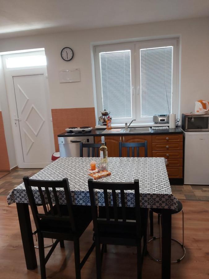 Bekivi Apartmany Dunajská Streda Exteriér fotografie